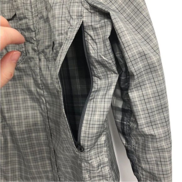 Lululemon Men’s grey plaid freestyle windbreaker Medium - Picture 12 of 14
